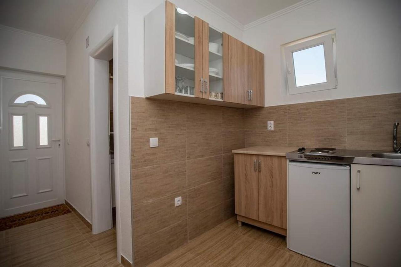 Apartments Phoenix 3 Ivanica Bagian luar foto